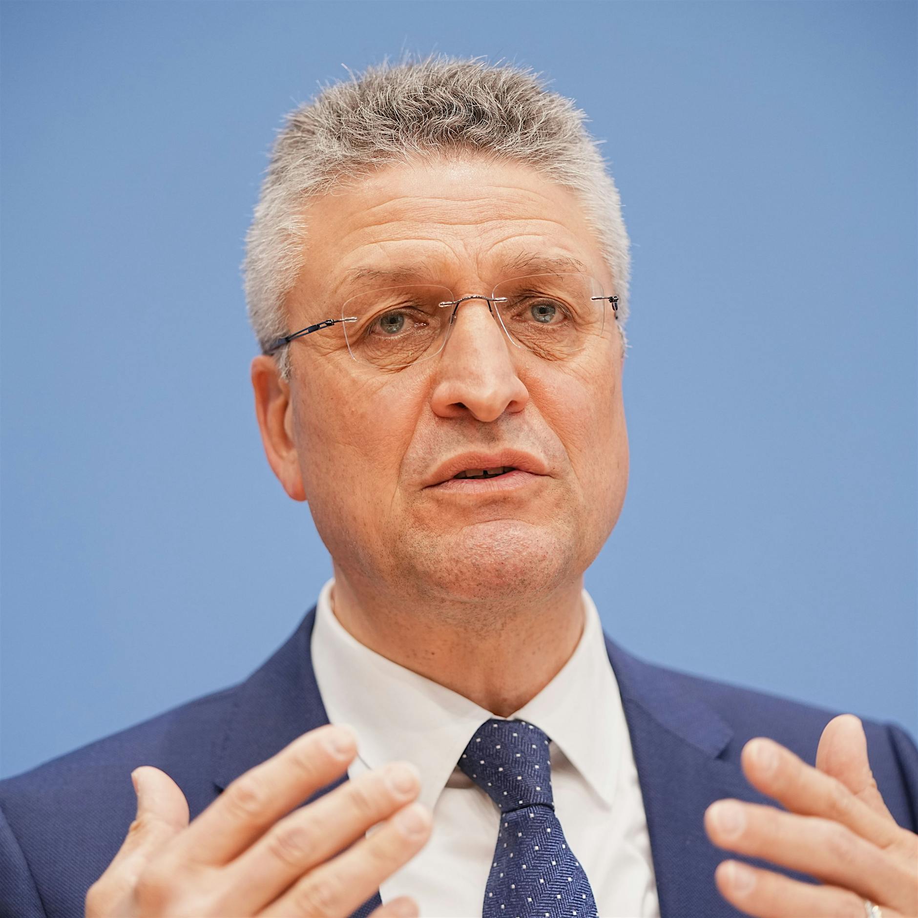 RKI-Chef Wieler: Werde den Impfabstand bei Astrazeneca nicht verkürzen