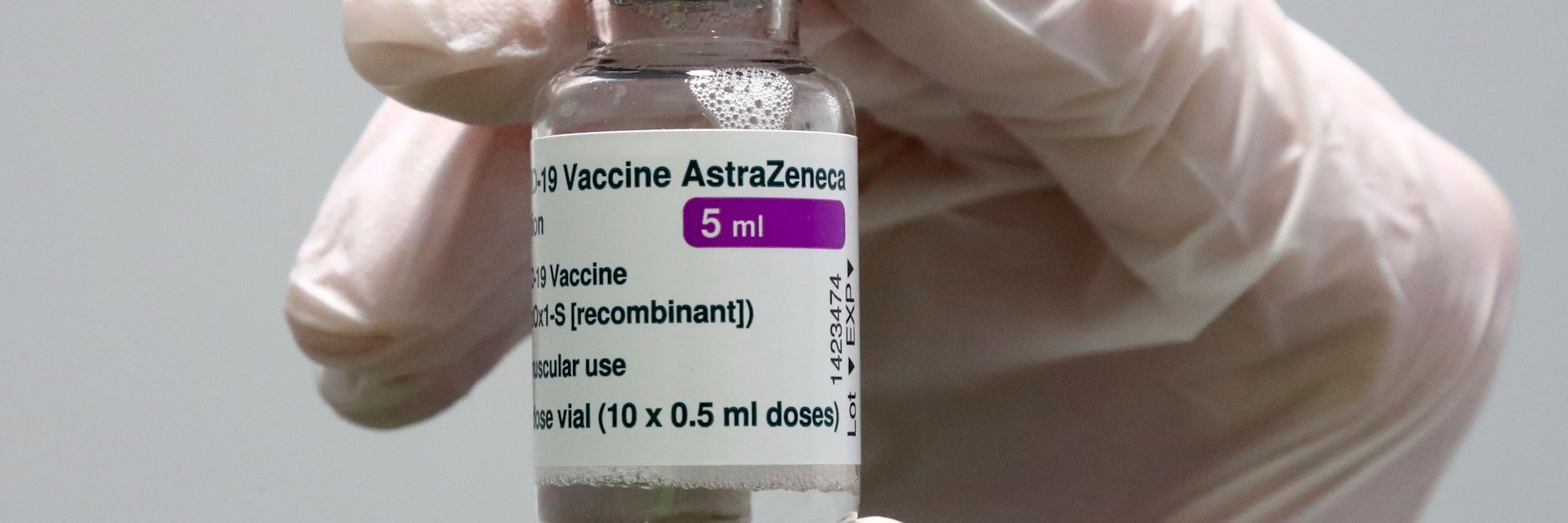 Der Astrazeneca-Impfstoff ist für alle Altersstufen freigegeben, doch einiges ist zu beachten.