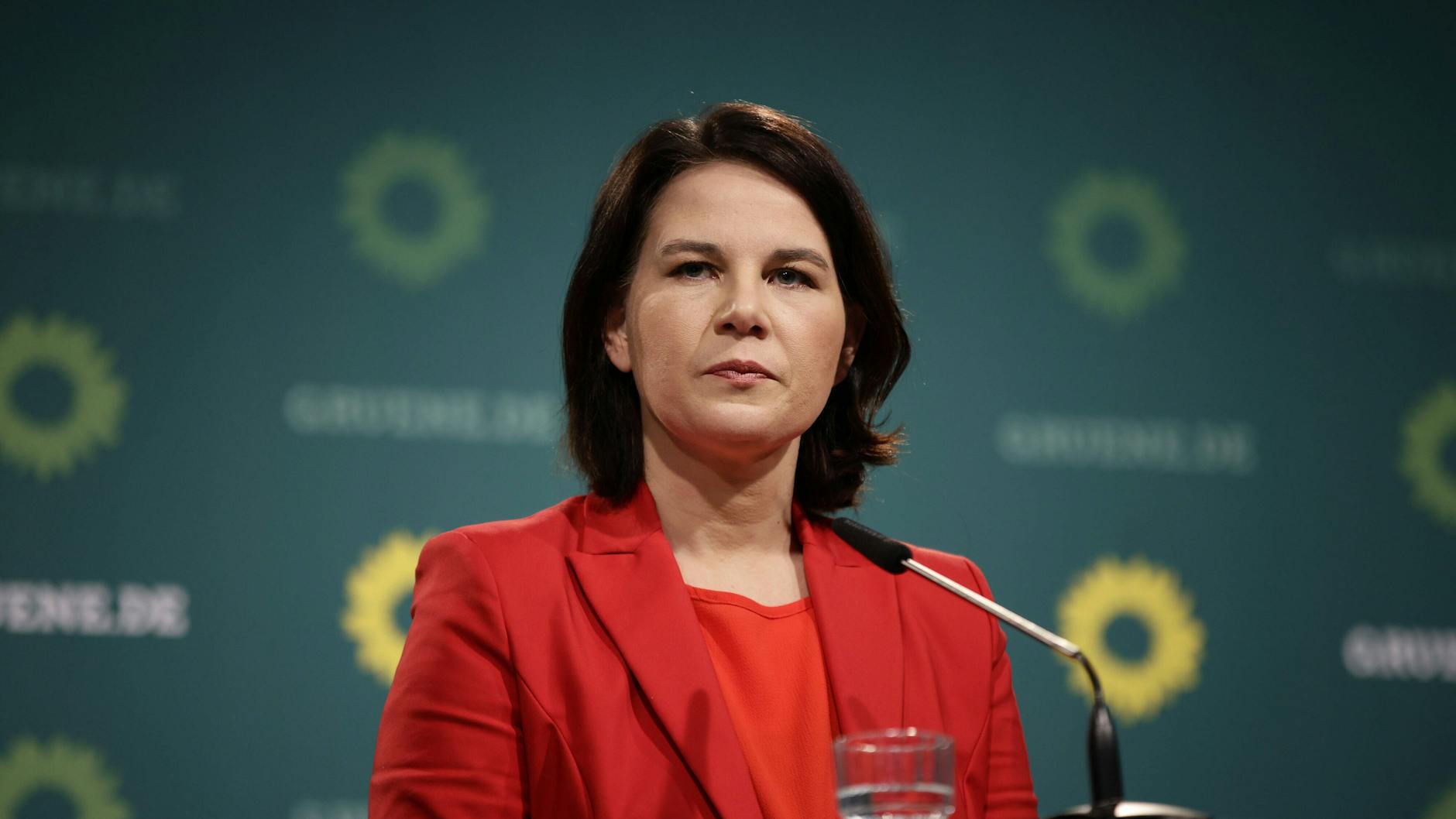 Annalena Baerbock, Kanzlerkandidatin der Grünen, entzieht Boris Palmer nach seiner Äußerung ihre Unterstützung.