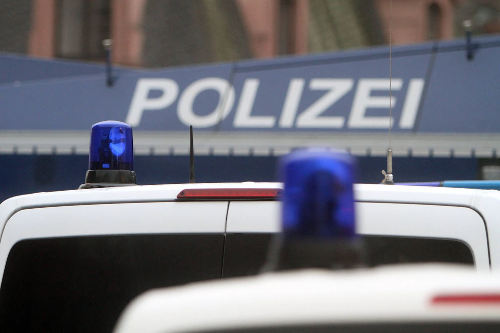 Berlin: Mehrere Verletzte nach Unfall mit Polizeiwagen
