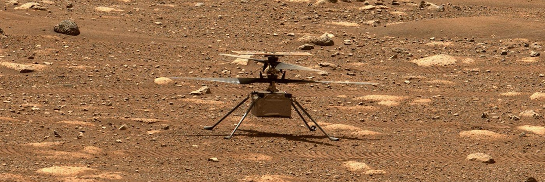 Das Foto zeigt den Mars-Hubschrauber „Ingenuity“ auf dem roten Planeten.
