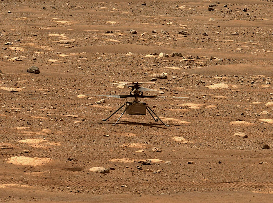 Das Foto zeigt den Mars-Hubschrauber „Ingenuity“ auf dem roten Planeten.