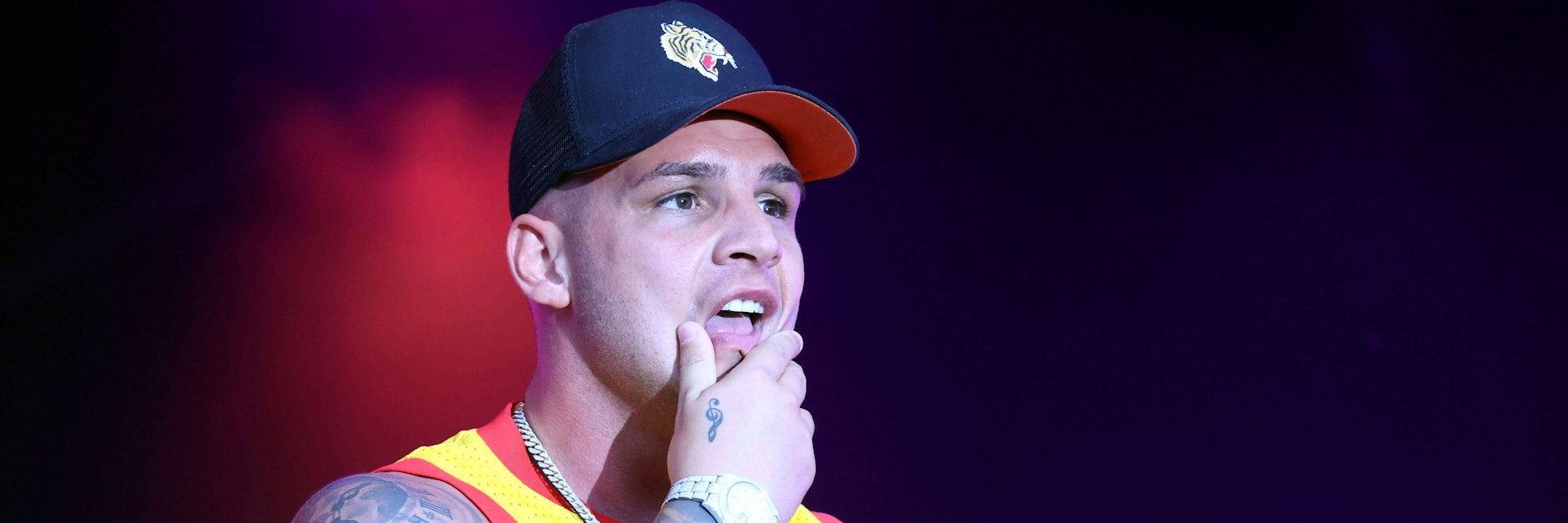 Ungewohntes Terrain: Pietro Lombardi steht derzeit nicht auf den Bühnen, jetzt kocht er im Internet