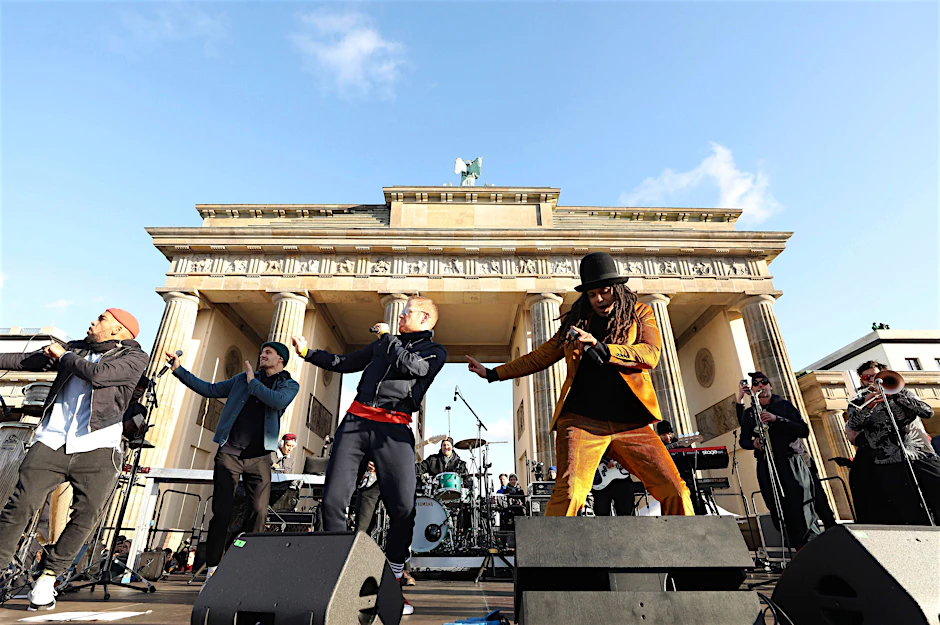 Auch die Berliner Band&nbsp;Seeed tritt diesen Sommer auf (Archivbild).