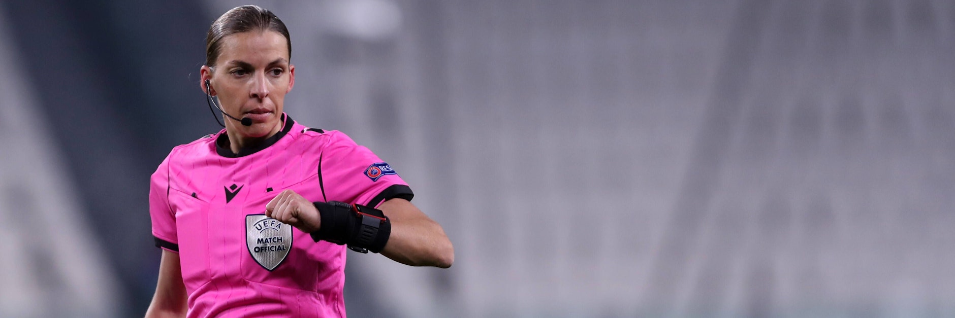 Stephanie Frappart pfiff in der Champions League das Spiel zwischen Juventus Turin und Dinamo Kiew.