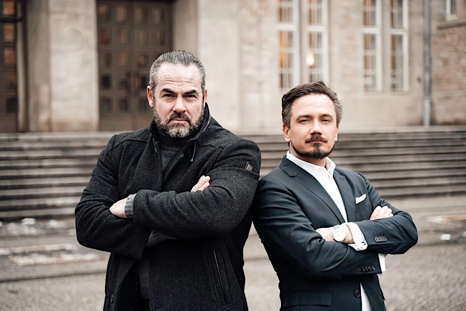Anti-Mobbing-Coach Carsten Stahl (links) tritt auf Platz Vier der Kandidatenliste an. Marcel Luthe (rechts) ist Spitzenkandidat der Freien Wähler Berlin.&nbsp;