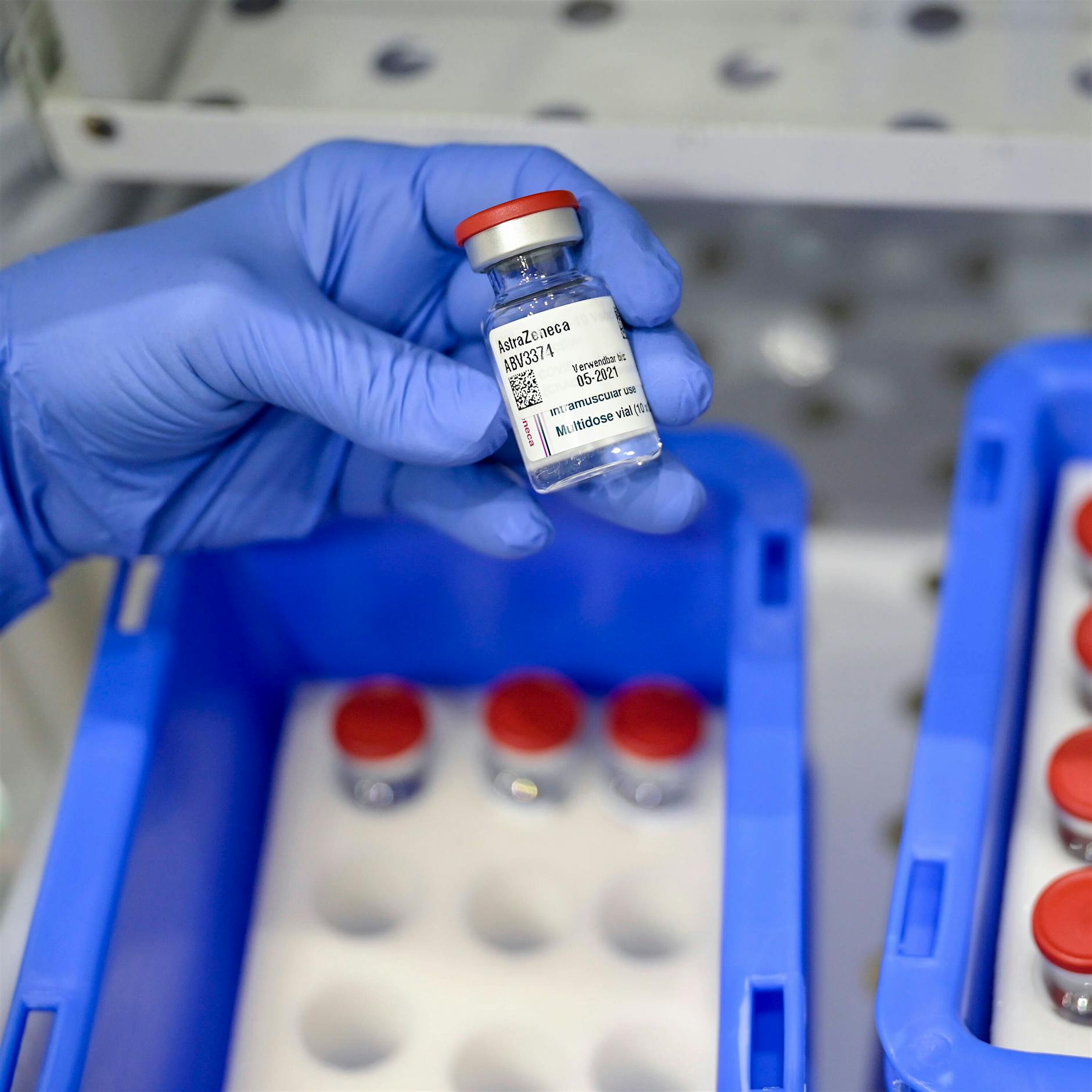 G7-Staaten horten Impfstoffe – für arme Länder reicht es nicht