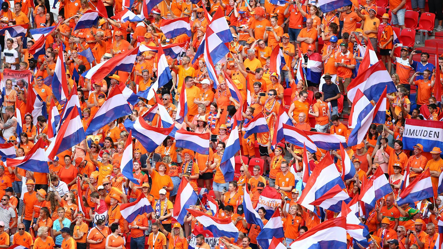 In den Niederlanden sollen Massenveranstaltungen bald ohne Masken möglich sein.