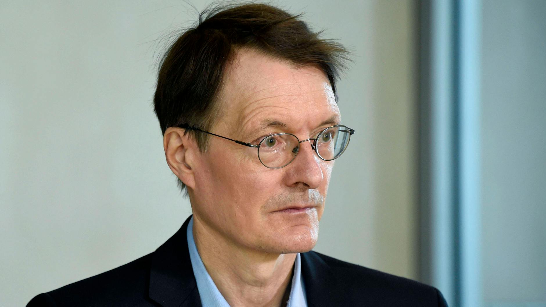 Zusätzliche Zahlungen an Krankenhäuser hätten laut Karl Lauterbach (SPD) nicht an einen Prozentsatz der belegten Intensivbetten geknüpft werden dürfen.