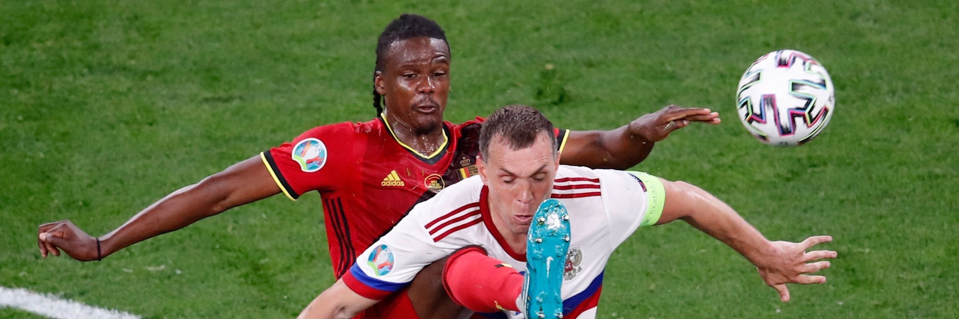 Hertha-Kapitän Dedryck Boyata überzeugte im ersten EM-Spiel für Belgien, ließ Russlands Artjom Dsjuba keinen Millimeter Platz.