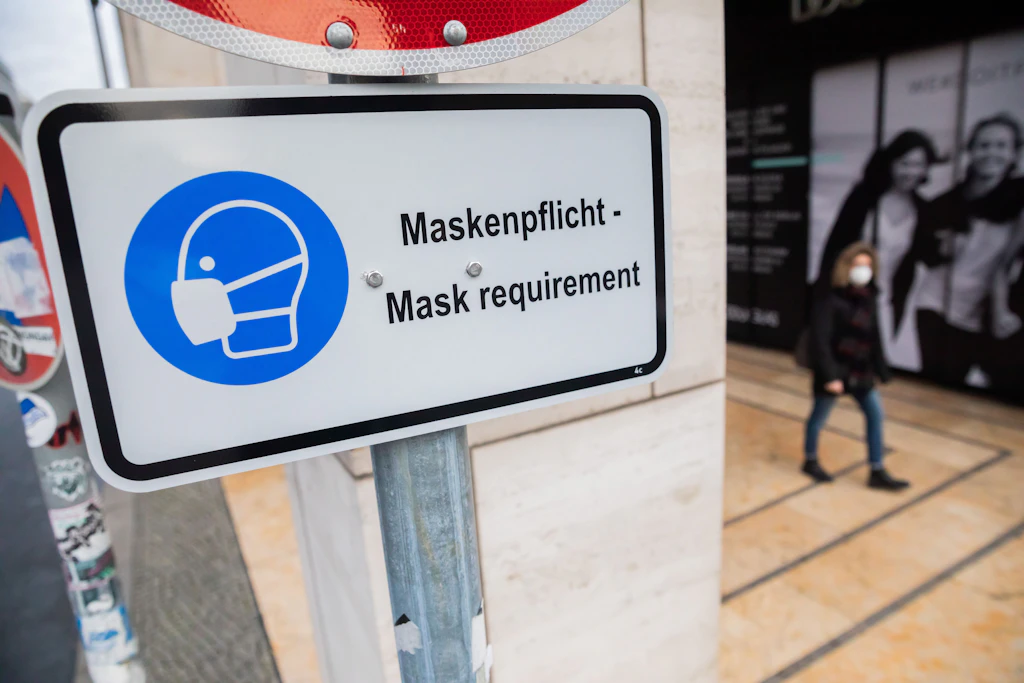 Experten: Ohne Maskenpflicht kommt die Corona-Pandemie zurück