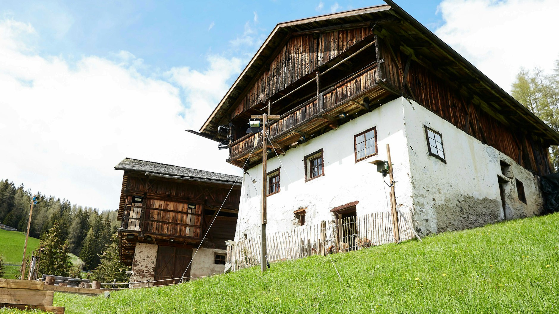 Auf dieser Berghütte in Südtirol wurde die TV-Show „Die Alm“ gedreht.