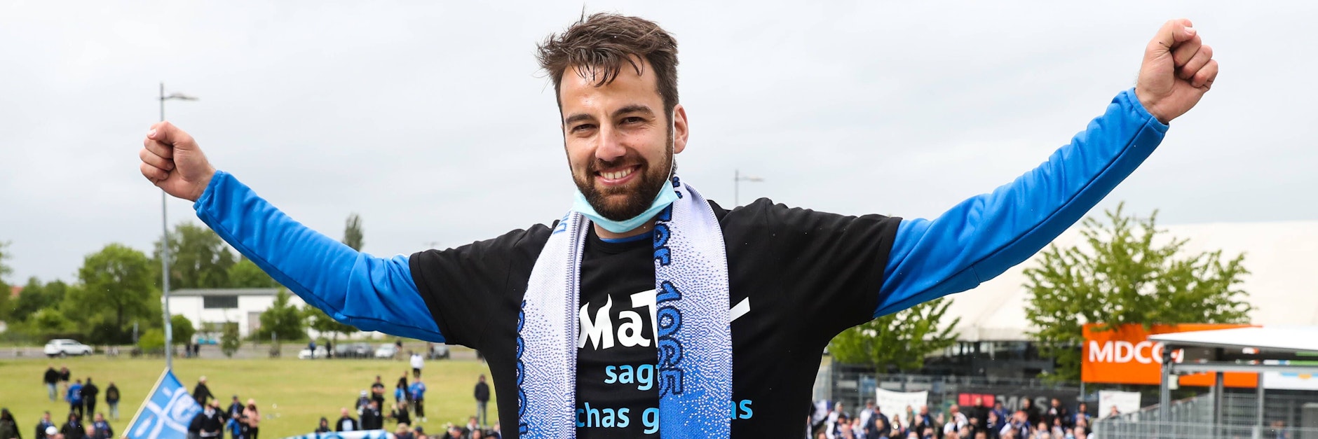 Christian Beck bei seiner Verabschiedung vom&nbsp; 1. FC Magdeburg. Er tauscht das Blau mit Weinrot, stürmt künftig für den BFC Dynamo.&nbsp;