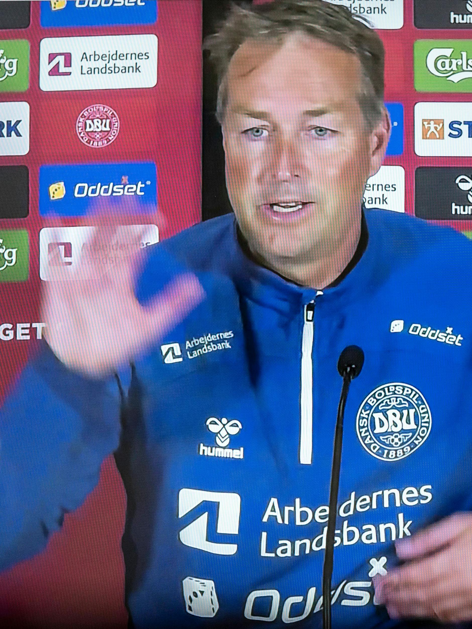 Dänemarks Trainer Kasper Hjulmand stellt es seinen Spielern frei, ob sie am Donnerstag gegen Belgien auflaufen wollen. 