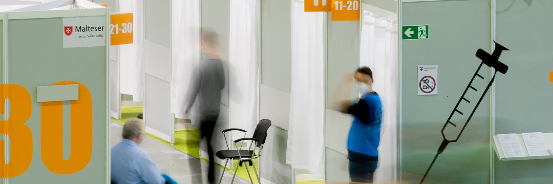 Auch das Impfzentrum der Messe Berlin soll weiter offen gehalten werden.