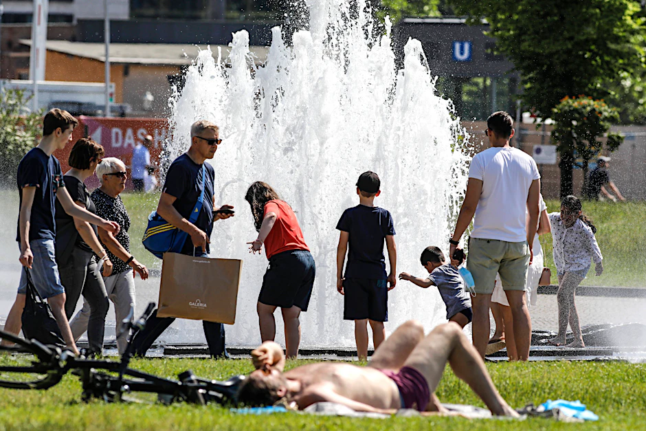 Endlich Hochsommer! Hier im Berliner Lustgarten.