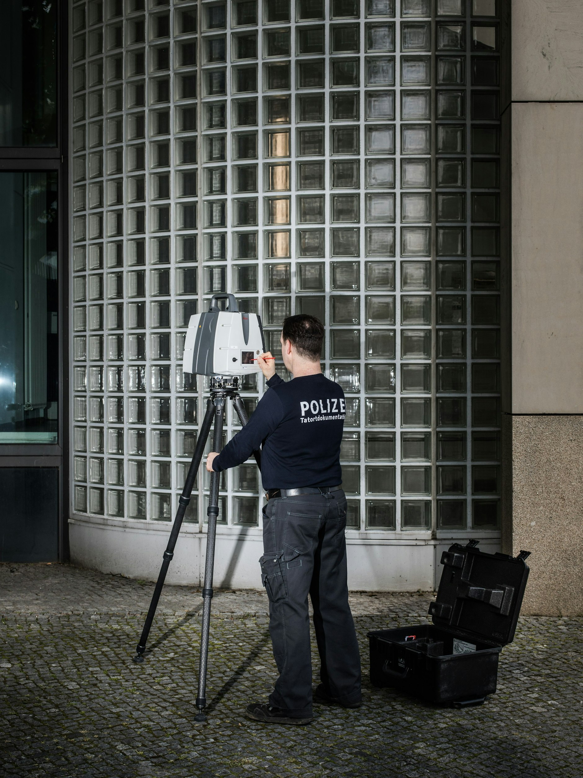 Mit einem 3-D-Scanner wird die Umgebung erfasst. Sie kann später virtuell „begangen“ werden.