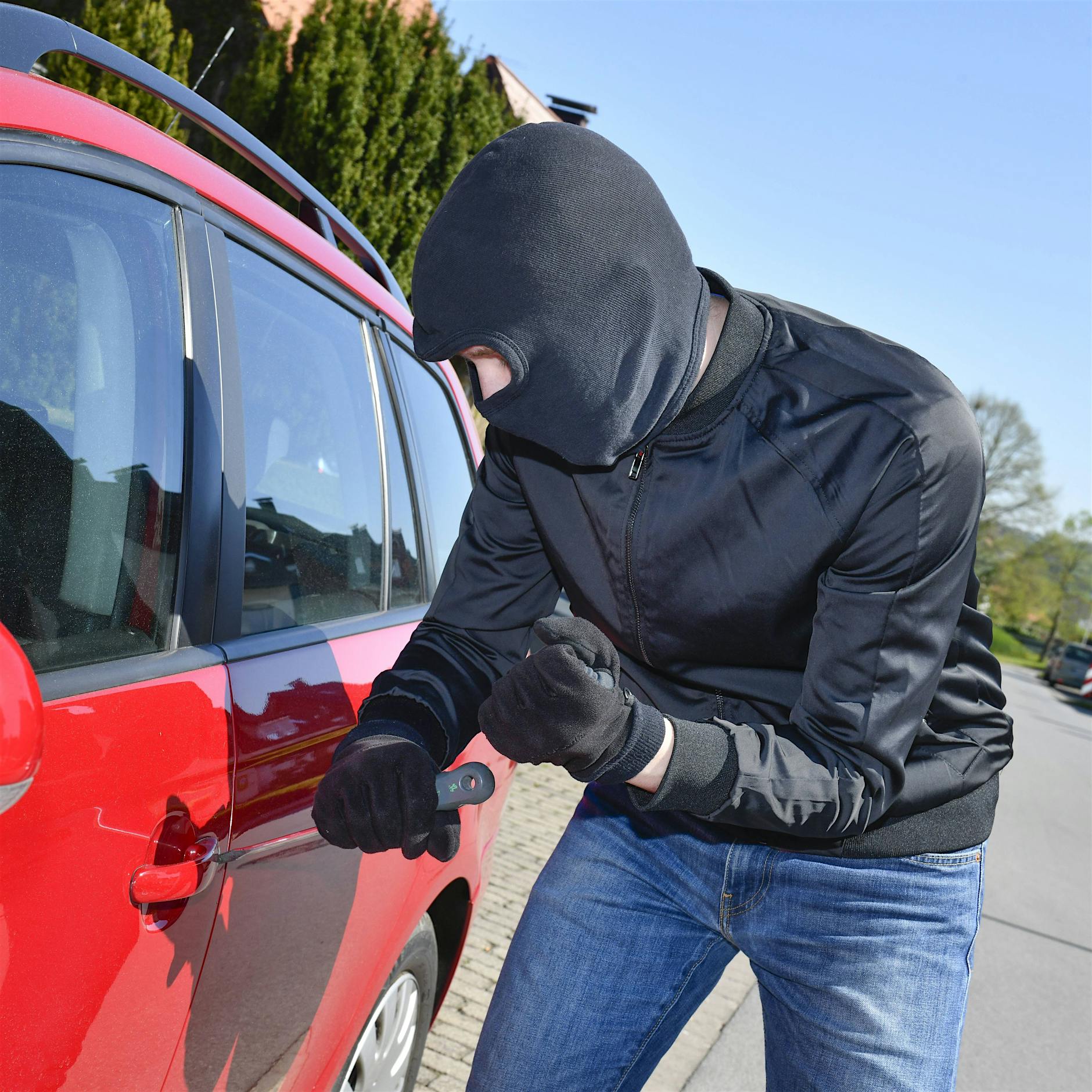 Die offene Autotür – eine Einladung an alle Diebe