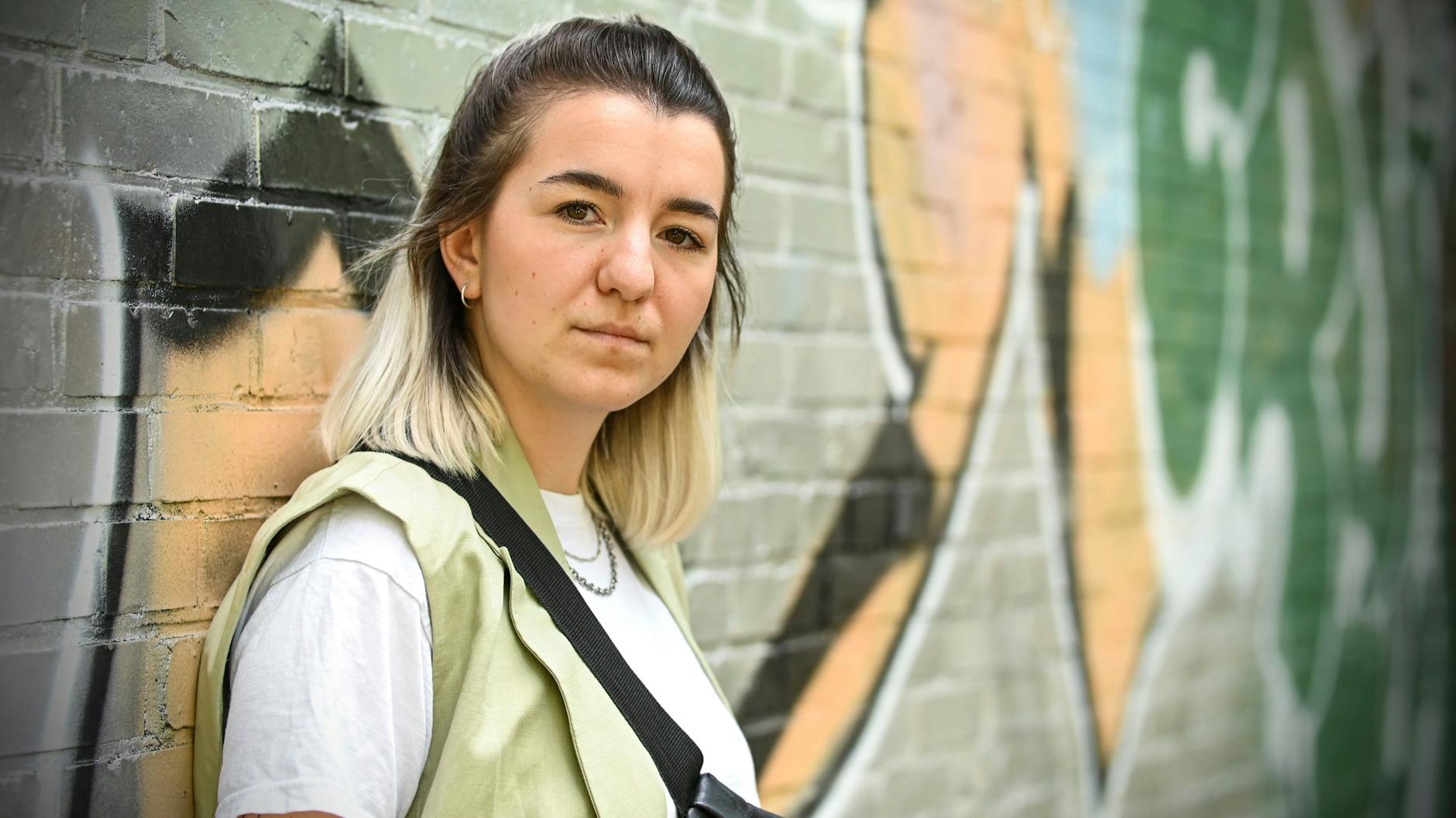 Maria Popov ist Moderatorin bei queerfeministischen Formaten. Die Hasskommentare liest sie nicht mehr.