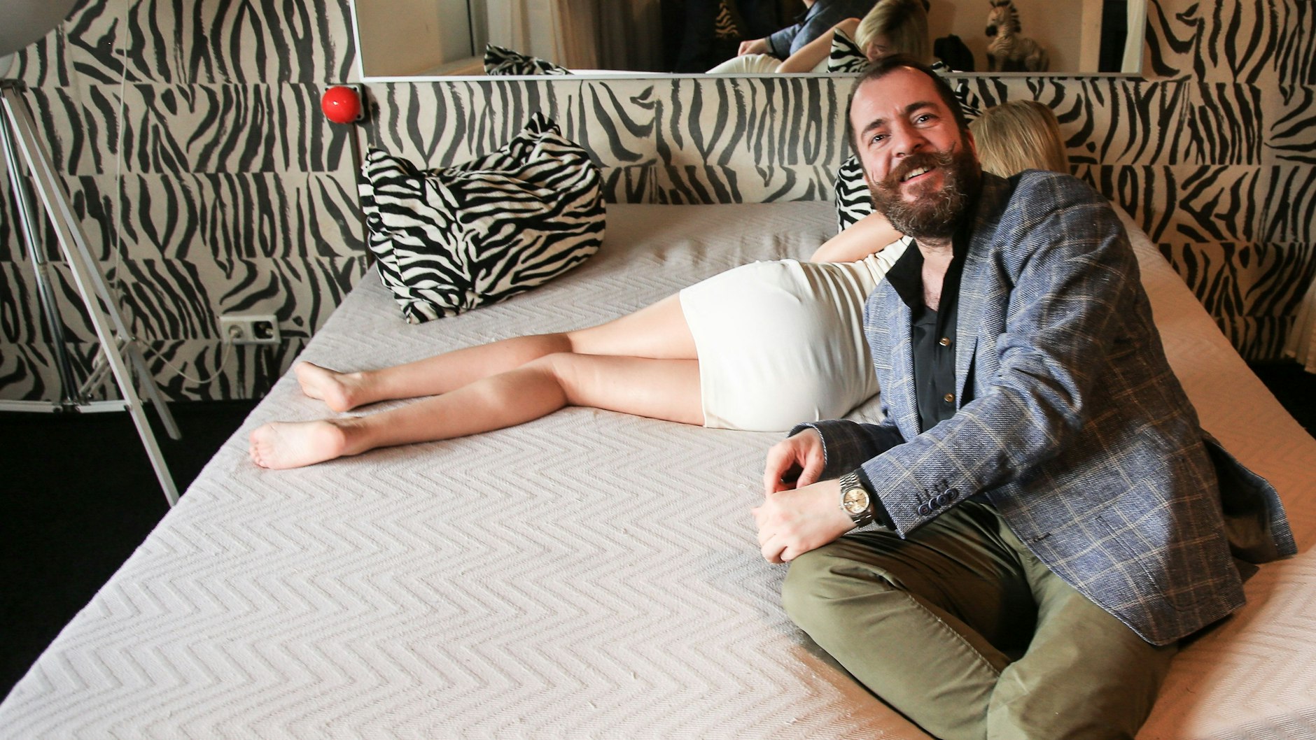 Aurel Johannes Marx, Betreiber des „Sexycandyshop“ freut sich auf die Eröffnung am Freitag.