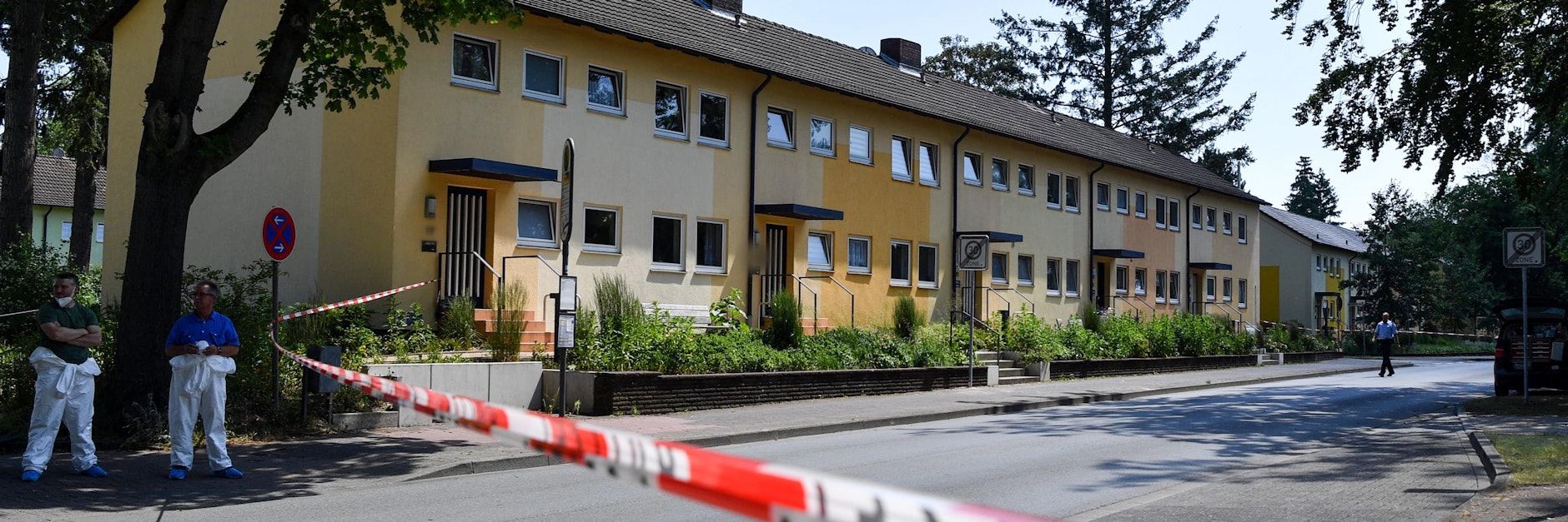 Die Polizei sperrte den Bereich um den Tatort großräumig ab.