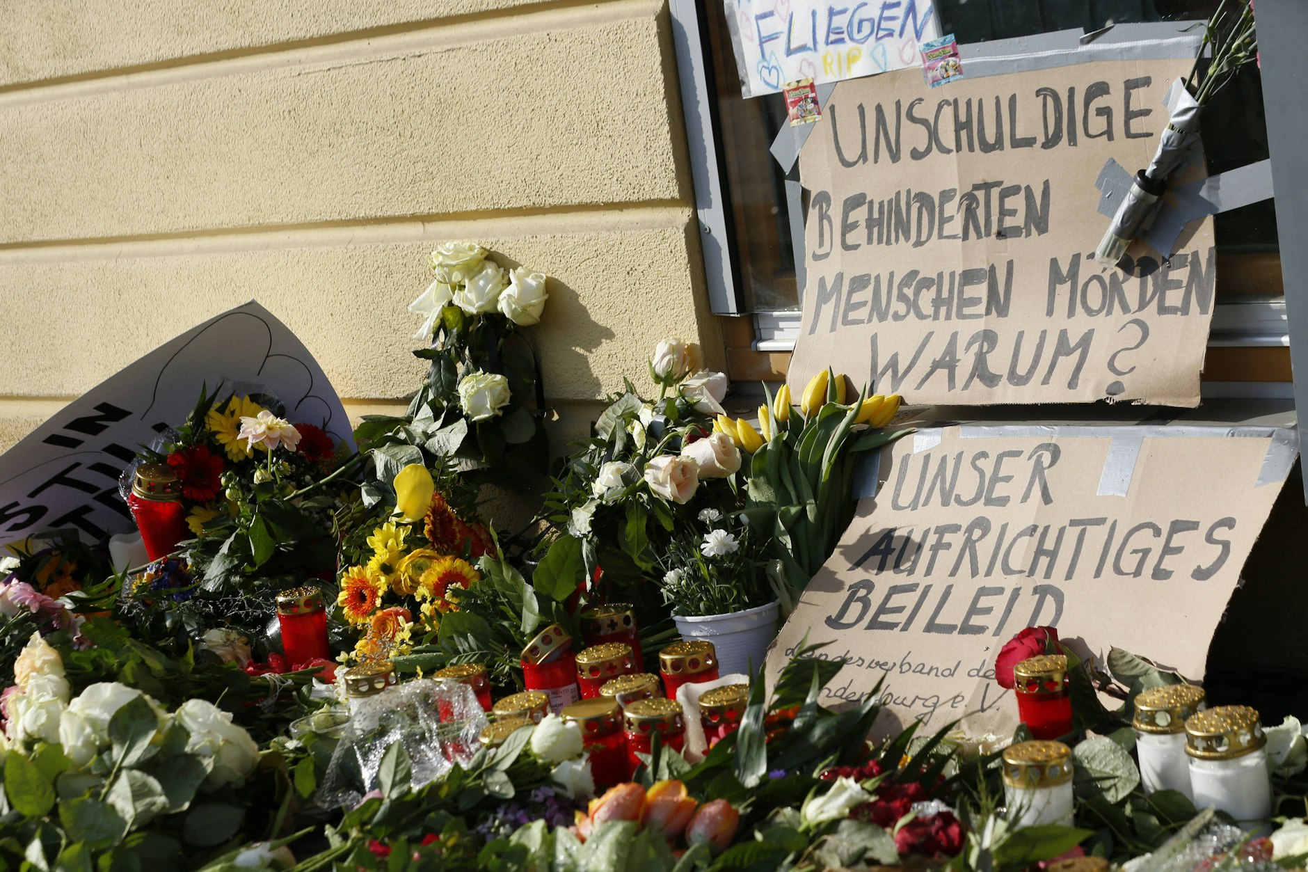 Gedenken an die Opfer: Der Mord an vier Behinderten durch eine Pflegehelferin hat in Potsdam für Aufsehen gesorgt.