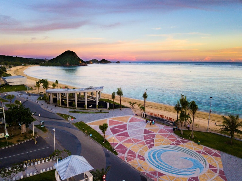 Indonesia menginginkan lebih banyak wisatawan, tetapi berapa biayanya? Indonesia menginginkan lebih banyak wisatawan, tetapi berapa biayanya?