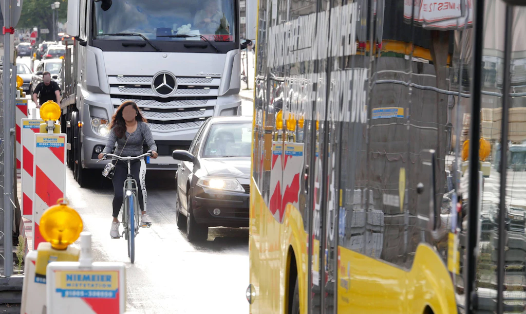 „Nimm den Radweg, du Sau“: Das sind Berlins schlimmste Fahrradstrecken 2021