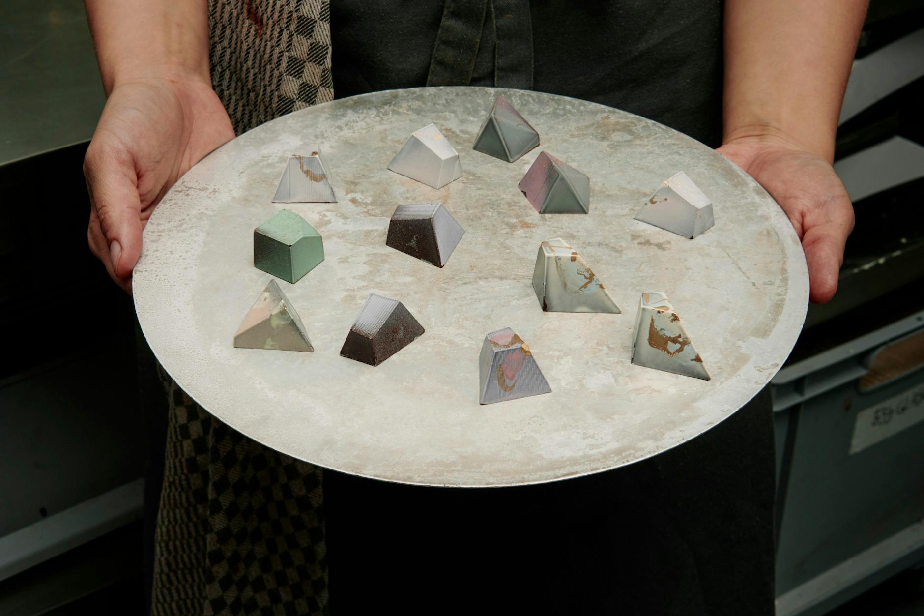 Pralinen fertigte Kegelmann auch schon für Louis Vuitton und Bottega Veneta an.