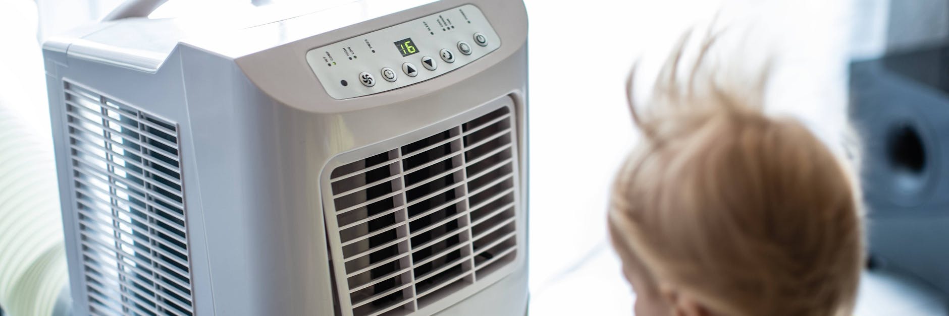 In manchen Wohnungen ist es im Sommer nur mit elektrischen Kühlanlagen erträglich.