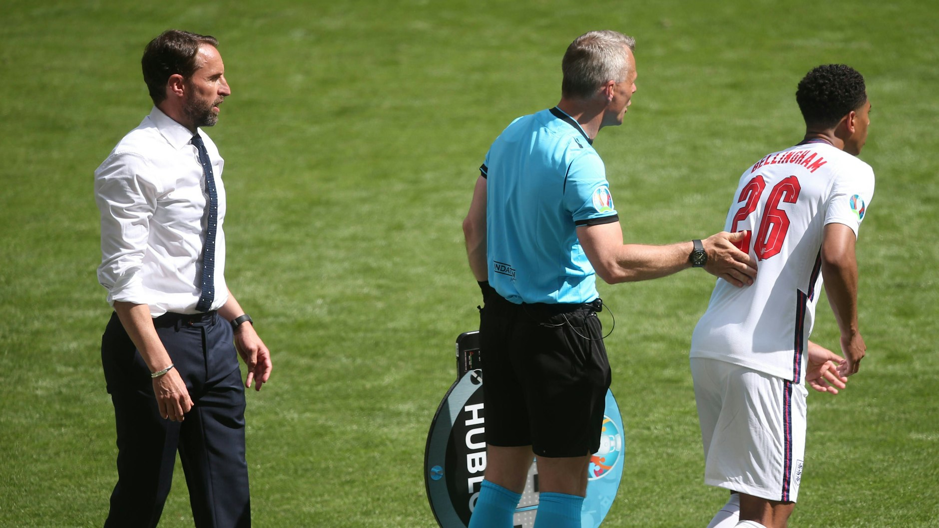 England-Trainer&nbsp;Gareth Southgate machte Dortmunds Jude Bellingham mit seiner Einwechslung gegen Kroatien&nbsp; zum jüngsten EM-Spieler aller Zeiten.&nbsp;