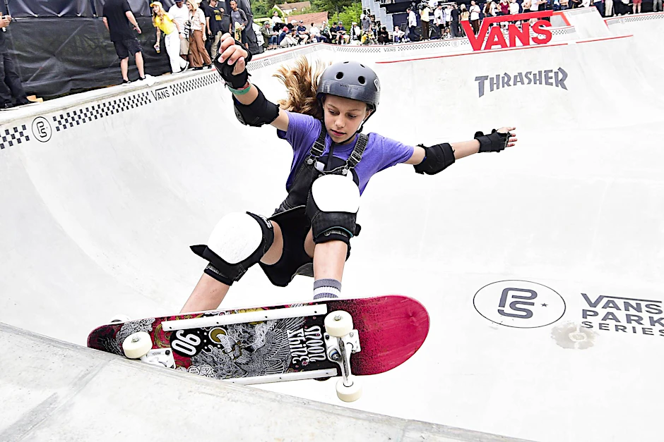 Die erst 14 Jahre alte Skateboarderin Lilly Stoephasius aus Berlin wird an den Olympischen Spielen in Tokio teilnehmen.