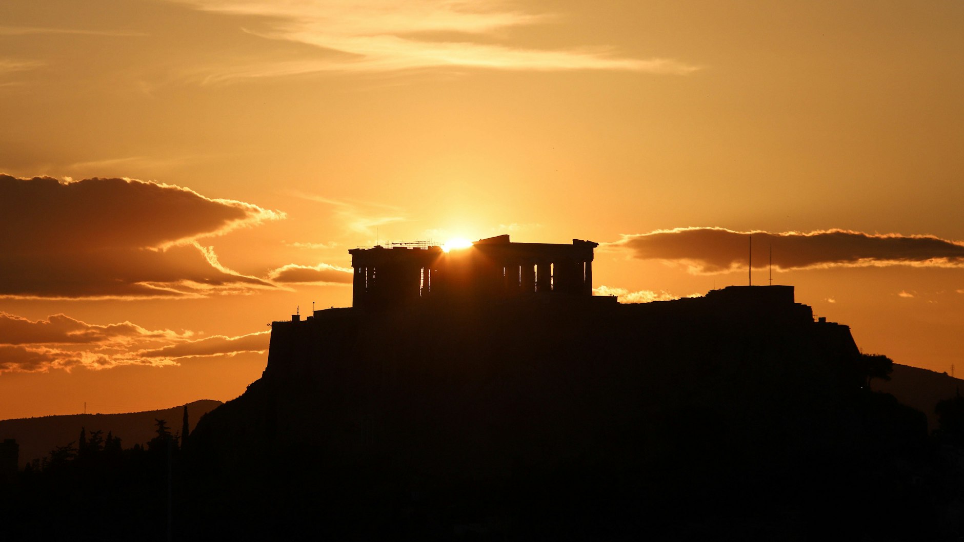 Die Akropolis über Athen im Sonnenuntergang