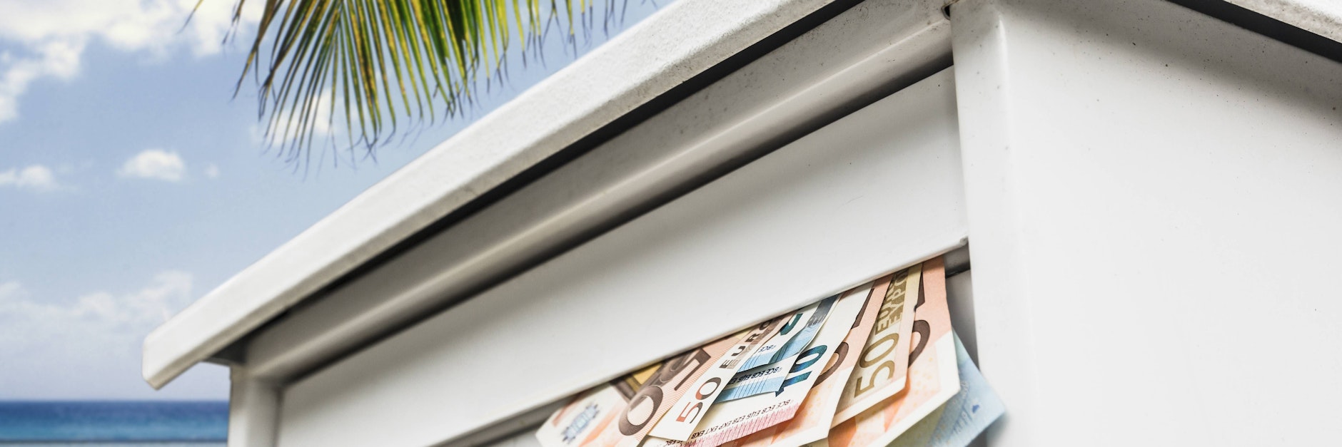 Gewinne in Europa kassieren, kaum oder wenig Steuern in windigen Inselstaaten zahlen: Die EU will, das große Konzerne darlegen müssen, wo sie wie viele Steuern berappen.