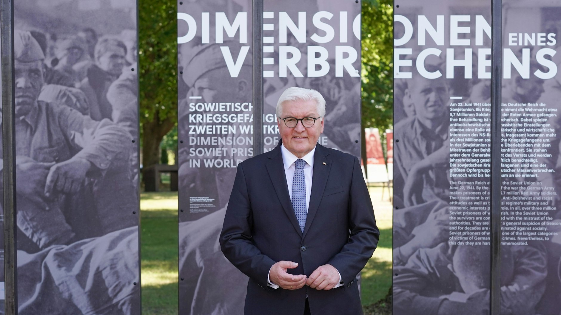 Bundespräsident Frank-Walter Steinmeier besucht anlässlich des 80. Jahrestags des Überfalls Deutschlands auf die Sowjetunion die Ausstellung „Dimensionen des Verbrechens“ im Deutsch-Russischen Museum Berlin-Karlshorst.