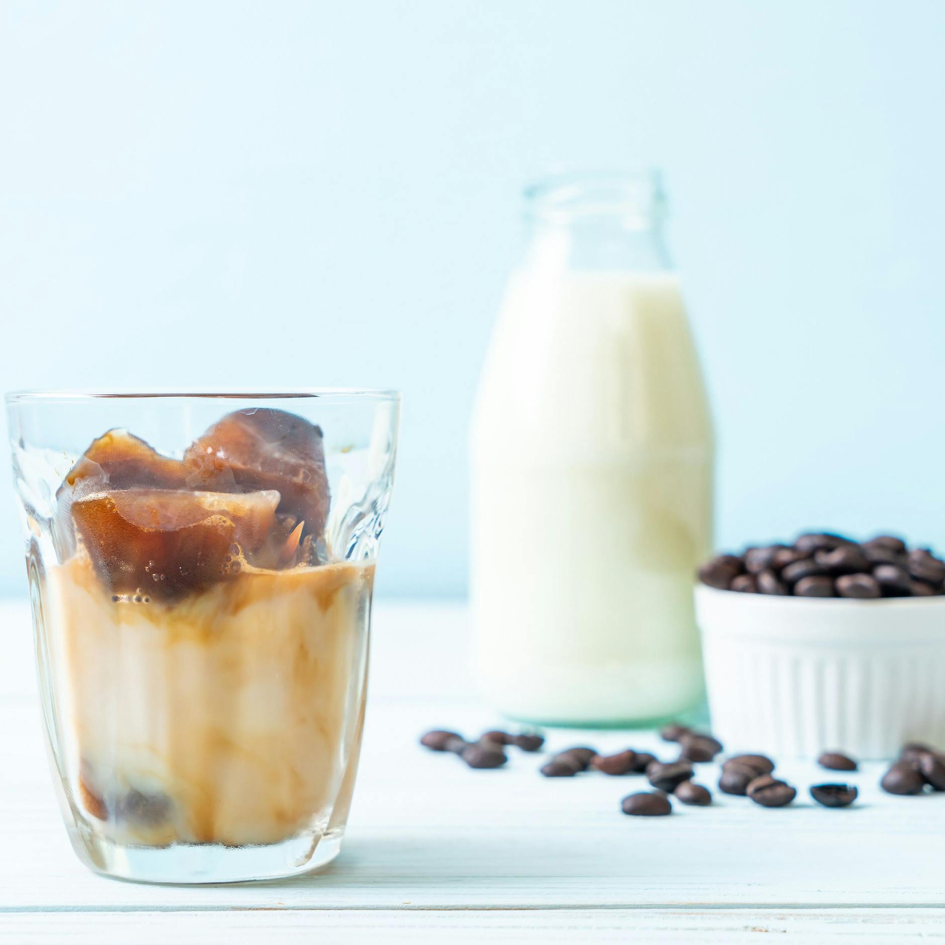 Superschneller Eiskaffee: Kein Warten, bis der Kaffee kalt ist! Kennen Sie diesen Trick?