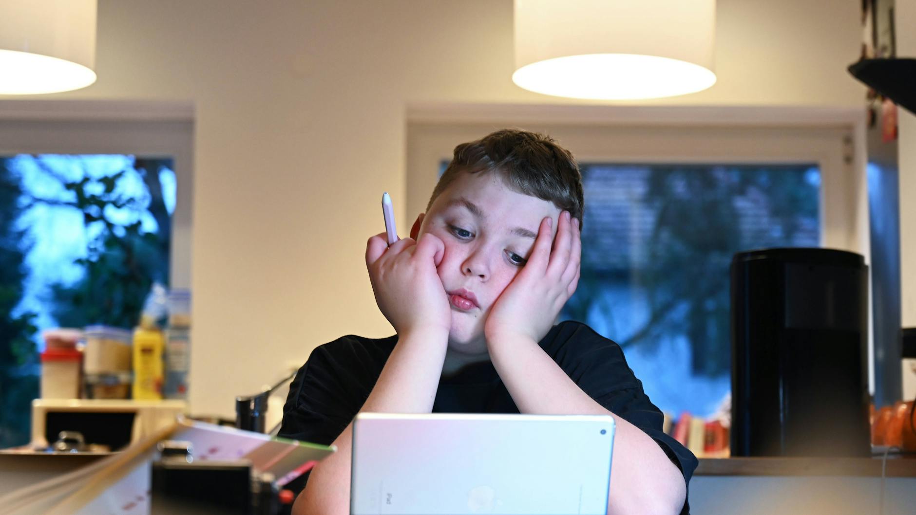 Forscher haben die Auswirkungen von Homeschooling auf die Kompetenzentwicklung von Kindern und Jugendlichen untersucht.