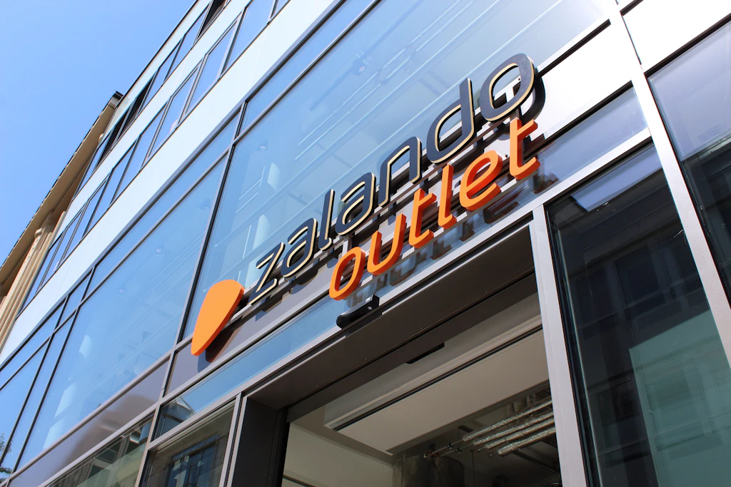 Offline & online: Zalando sichert sich Läden in besten Berliner Citylagen