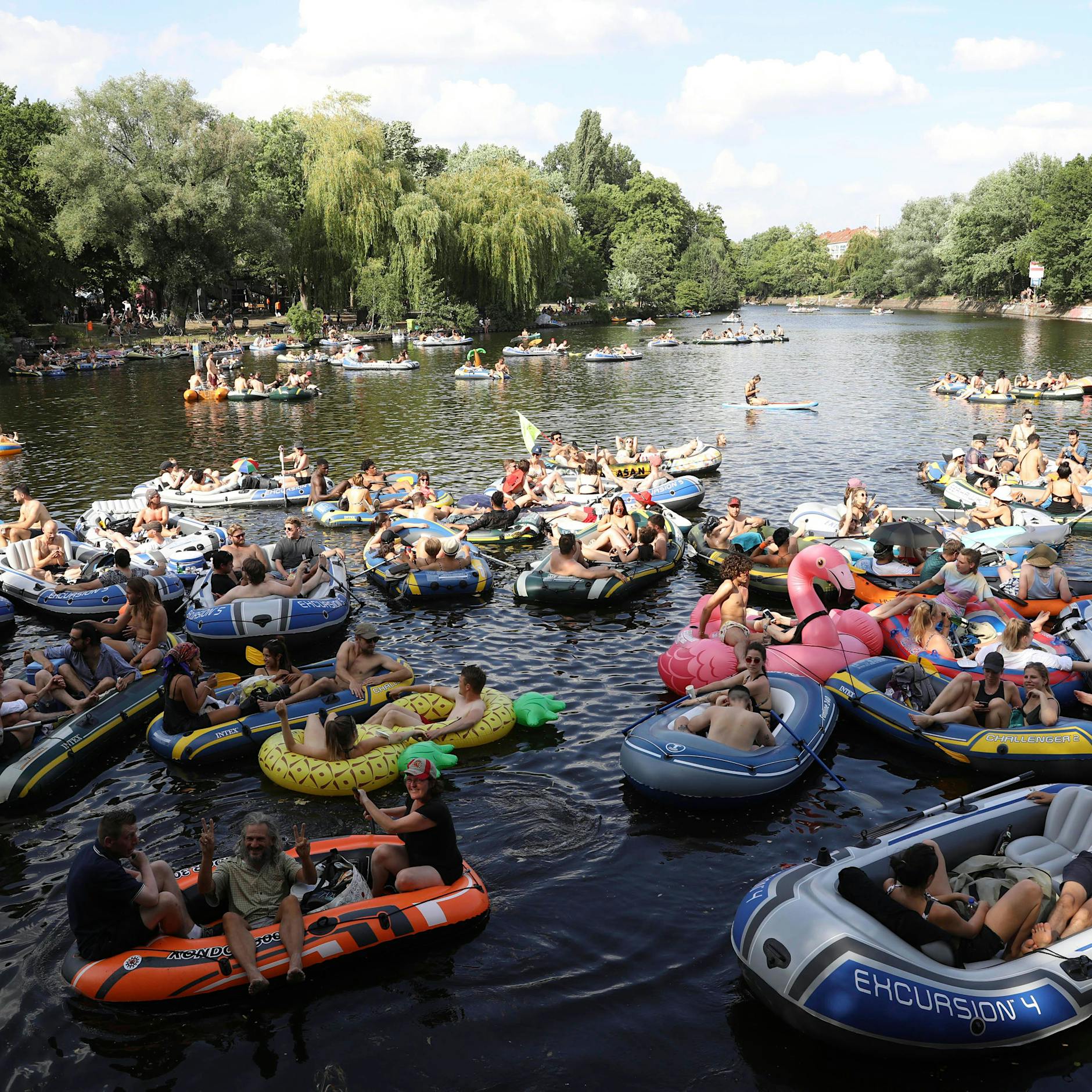 Private Treffen, Maskenpflicht, Corona-Tests: Diese weiteren Lockerungen gelten jetzt in Berlin