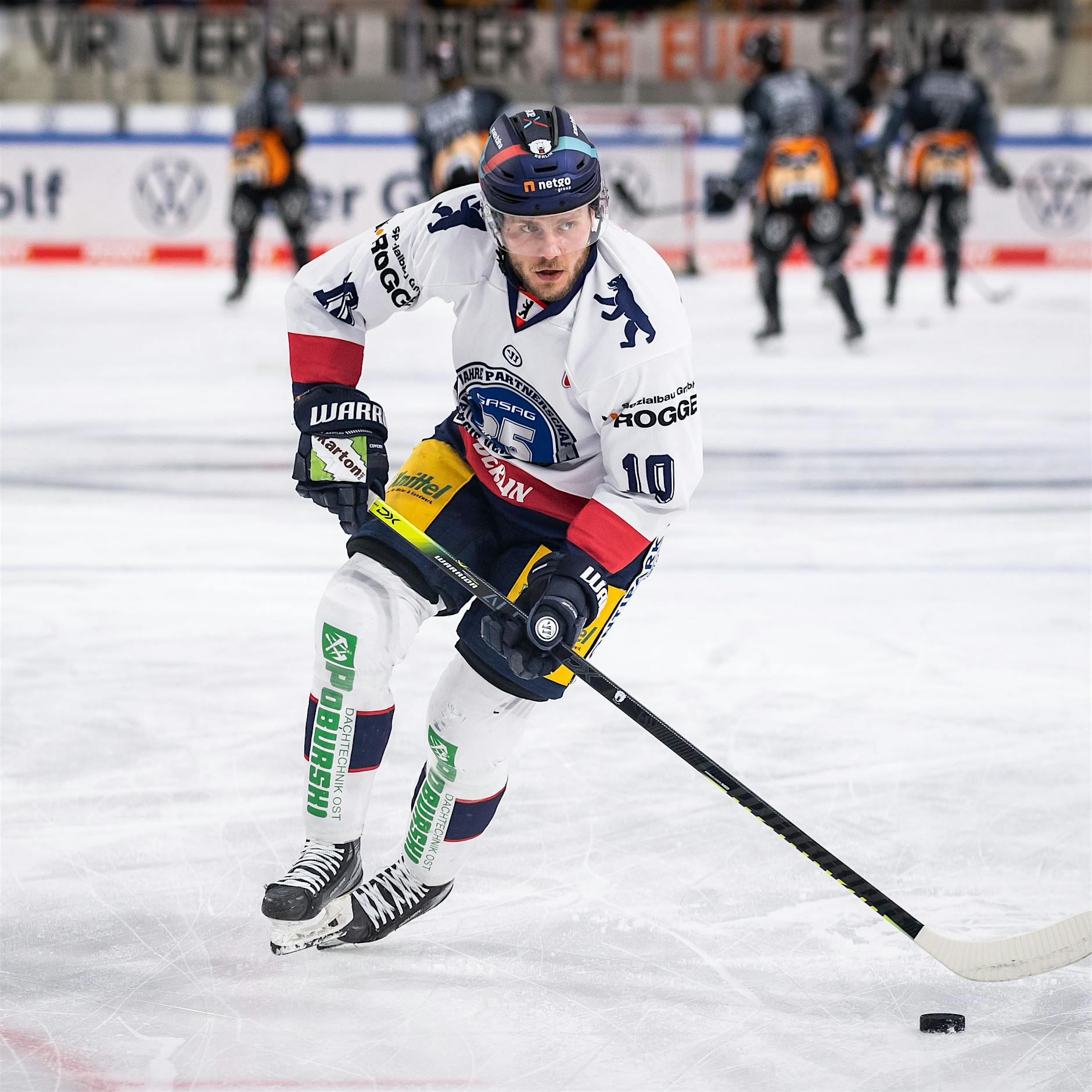 Strafe fürs Kiffen: Eisbären-Stürmer Parker Tuomie für drei Monate gesperrt