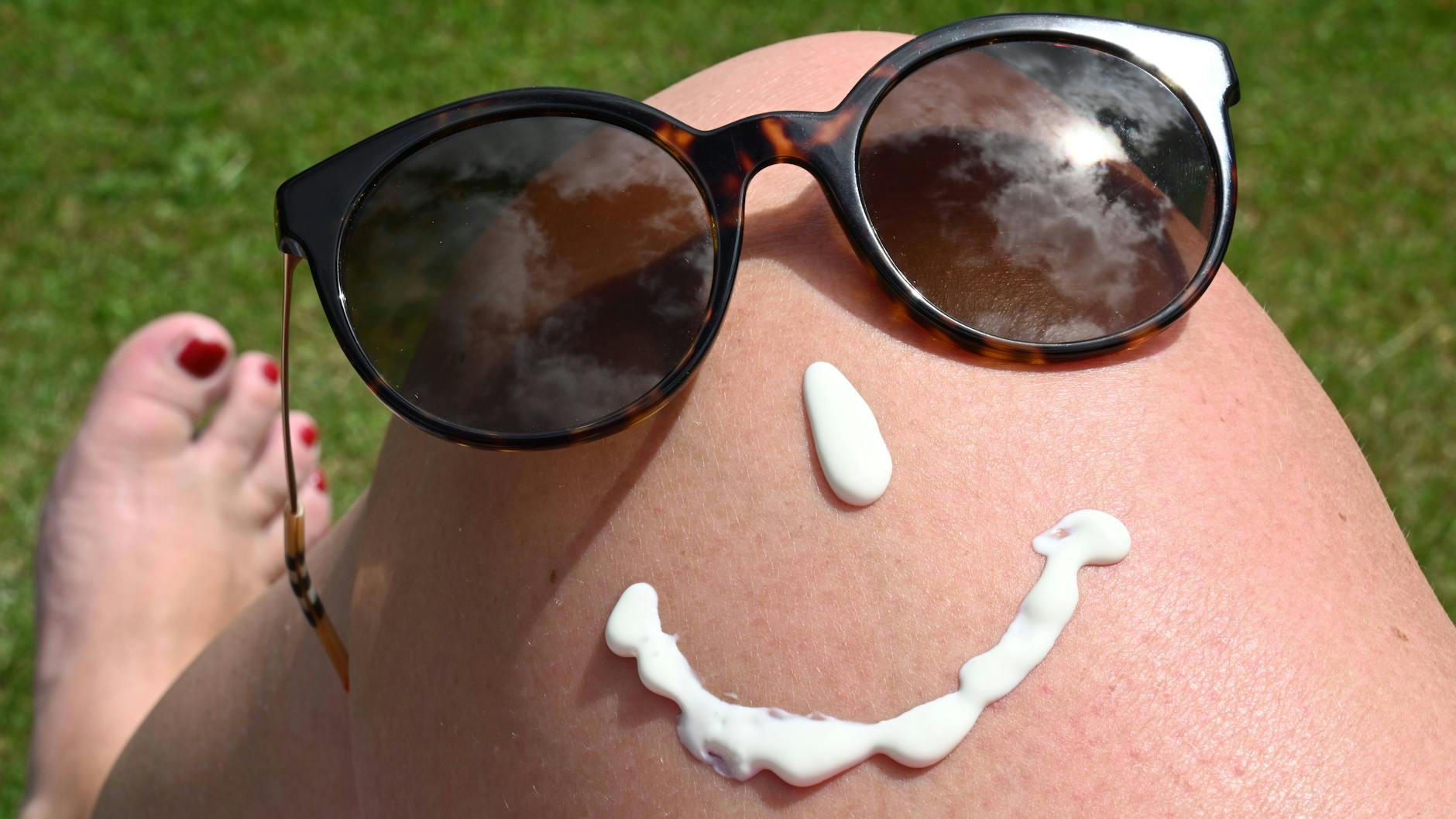 Günstige Sonnencremes schneiden im Test gut ab.