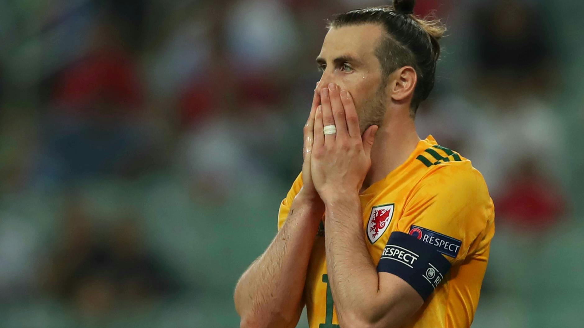 Lieferte bei der EM einen Uli-Hoeneß-Gedächtnismoment: Gareth Bale ballerte einen Elfmeter für Wales gegen die Türkei weit über das Tor.