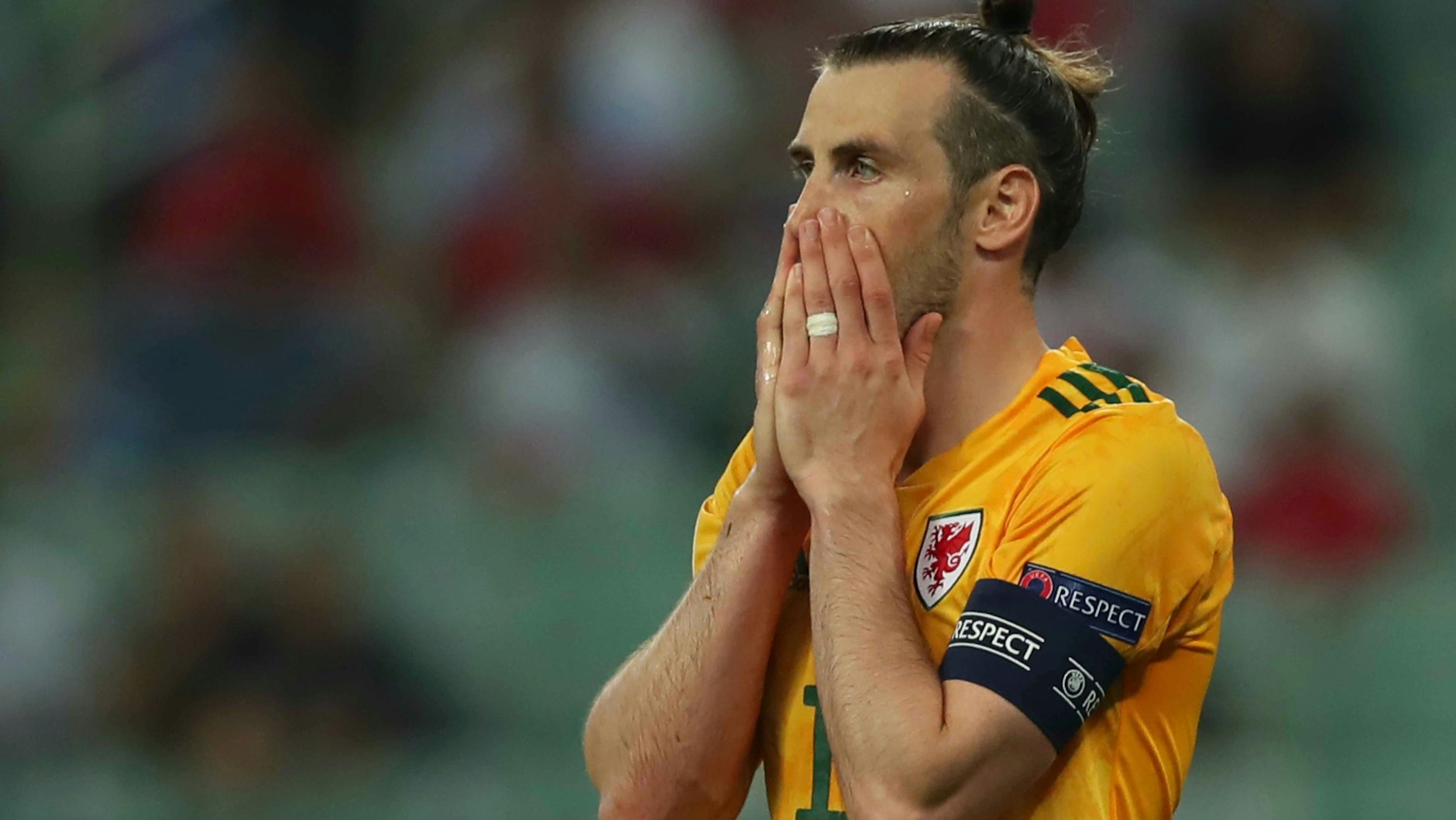 Lieferte bei der EM einen Uli-Hoeneß-Gedächtnismoment: Gareth Bale ballerte einen Elfmeter für Wales gegen die Türkei weit über das Tor.