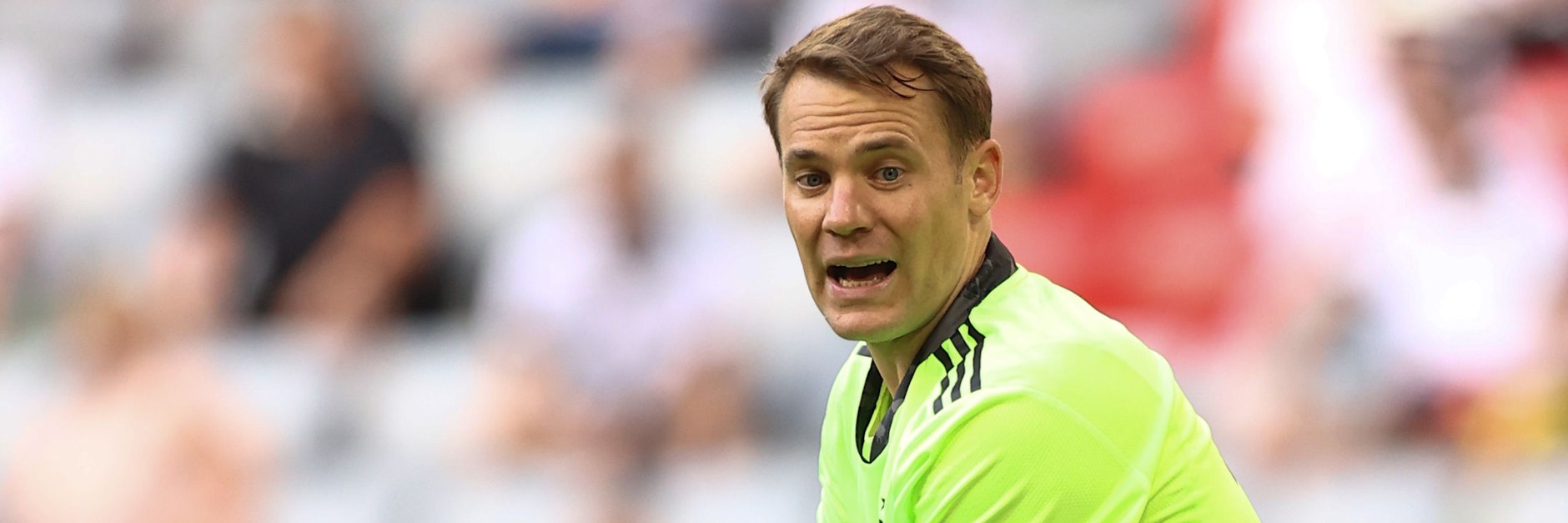 DFB-Keeper Manuel Neuer lamentiert. Was ist, wenn das Spiel gegen Ungarn schief geht?