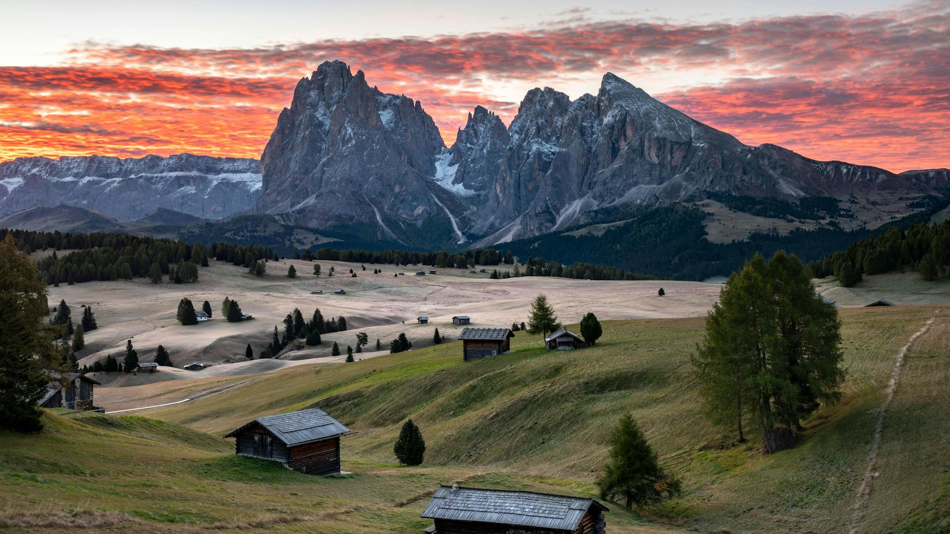 Morgenstimmung auf der Seiser Alm: Warum nicht hier aus dem Homeoffice arbeiten?