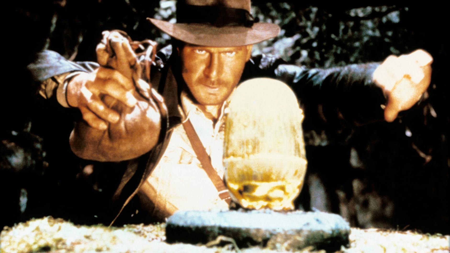 Harrison Ford in einer der berühmtesten Szenen aus dem ersten „Indiana Jones“-Film „Jäger des verlorenen Schatzes“