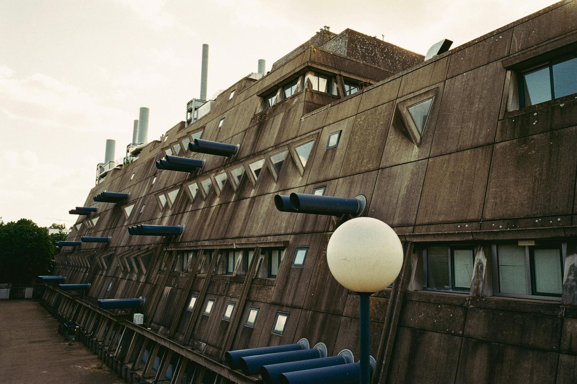 Mäusebunker in Berlin-Steglitz, Seitenansicht.