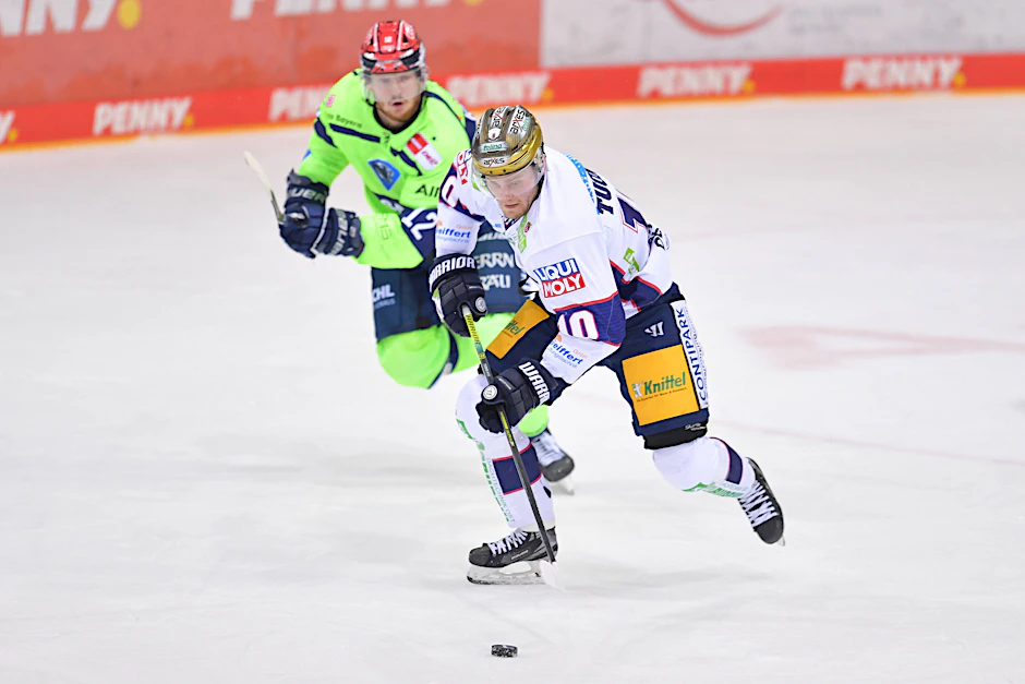 Berlin pro hockey player suspended after testing positive for cannabis