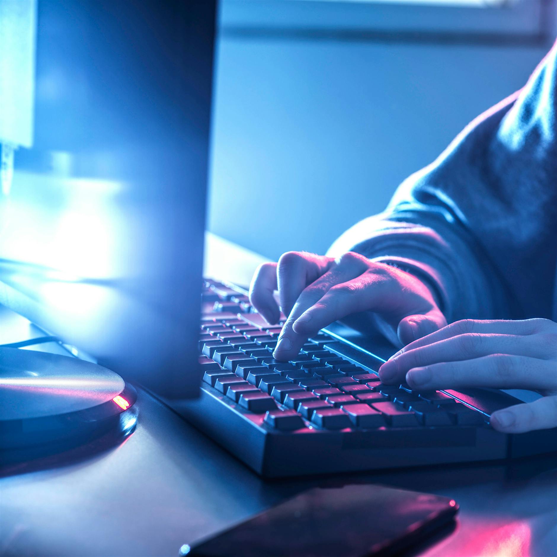 Digitale Gewalt: Wir lassen uns nicht mundtot machen!