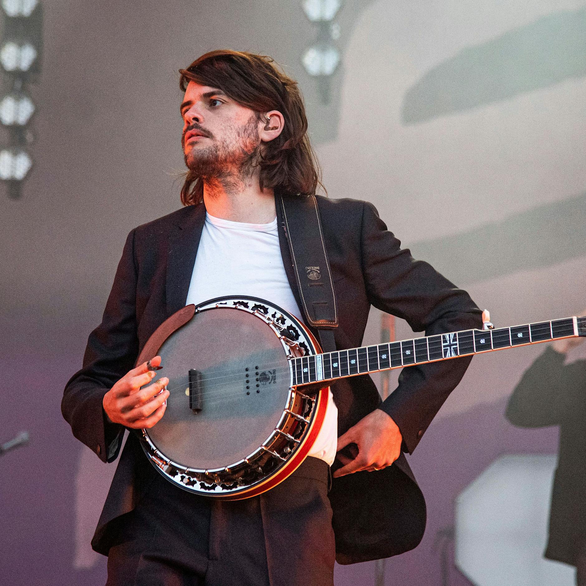 Opfer der „Cancel Culture“? Banjo-Star verlässt Mumford & Sons